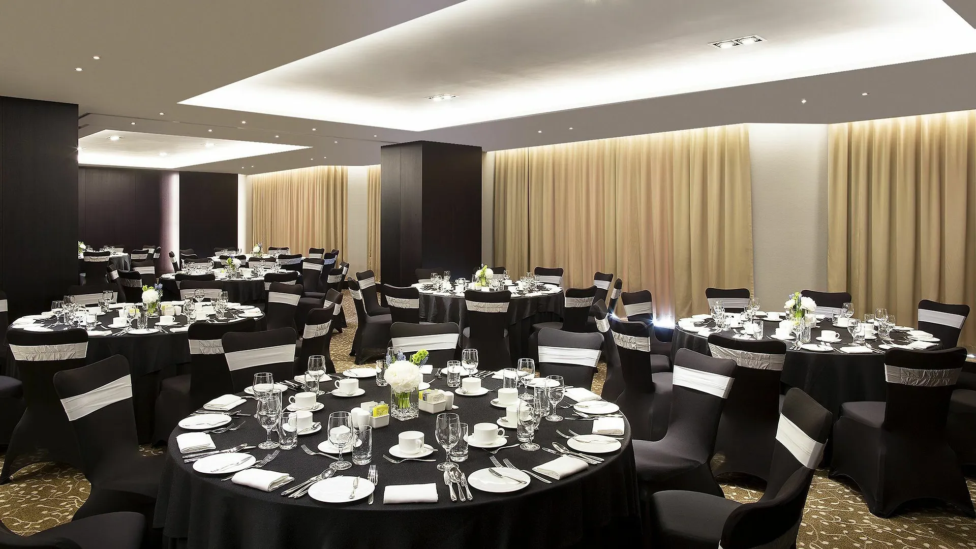 Sheraton Grand Incheon Hotel 5*,  South Korea