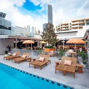 ホステル バンク