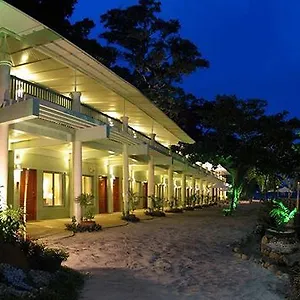 Resort Camayan