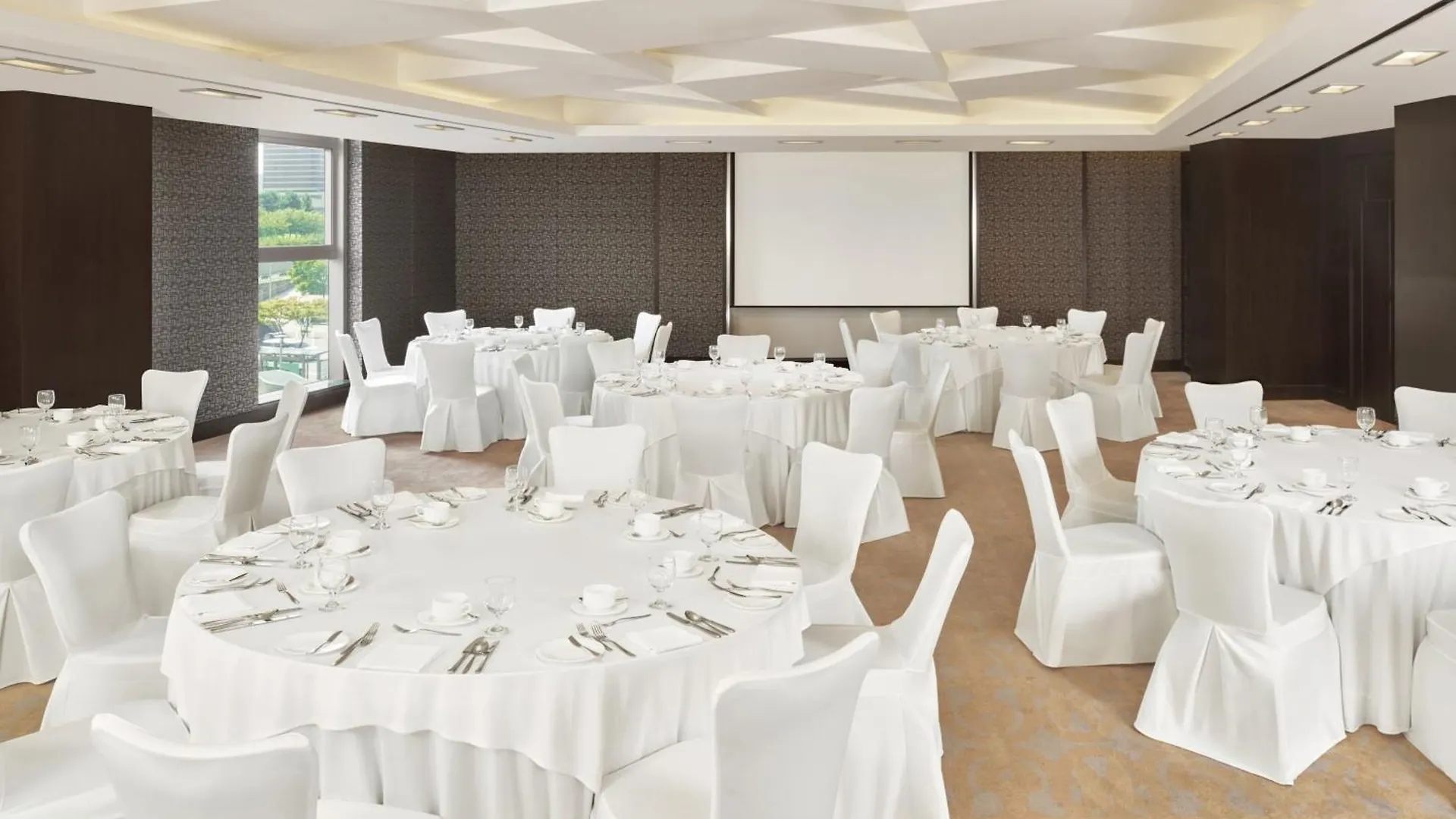 Sheraton Grand Incheon Hotel 5*,