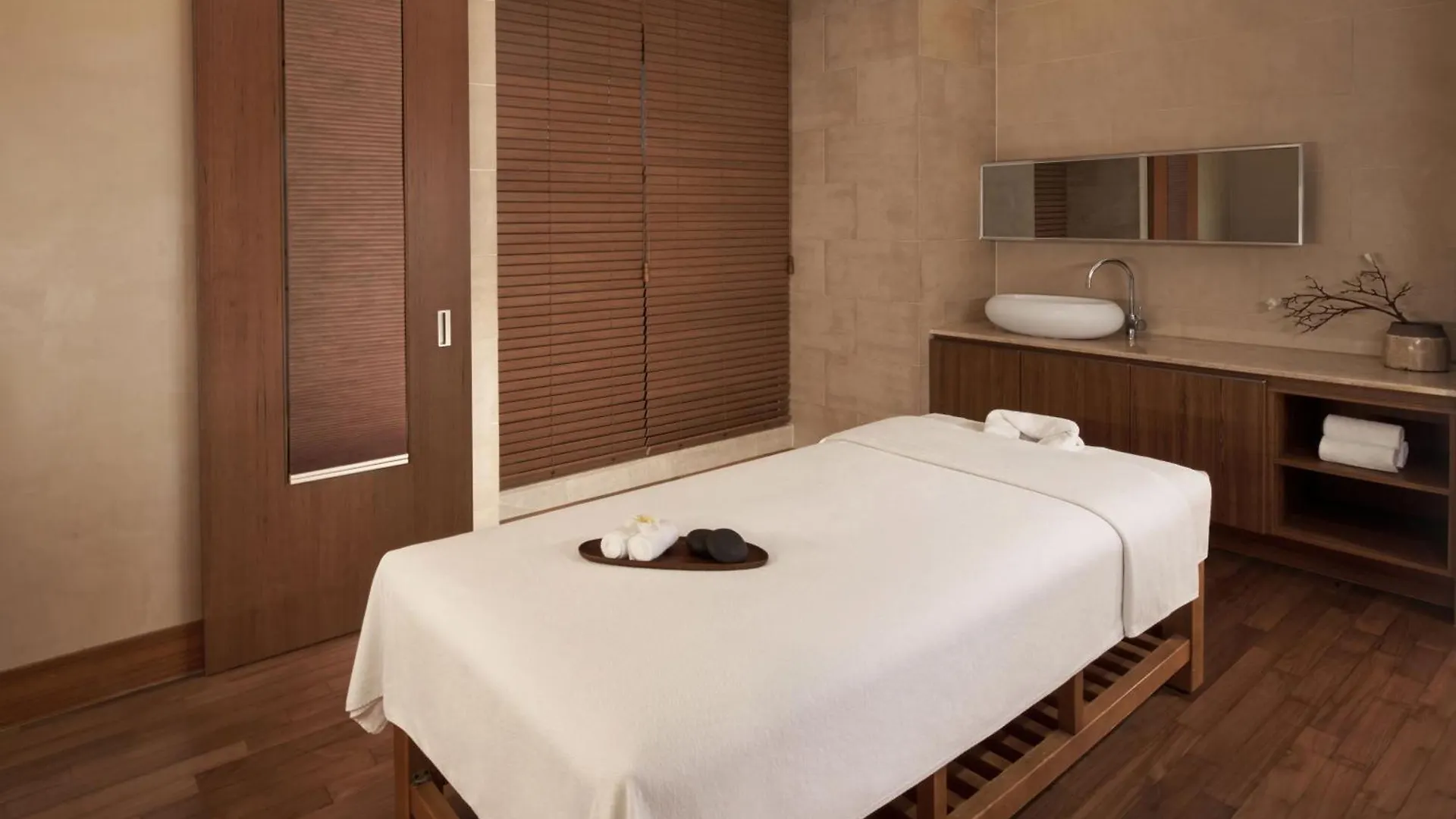 Sheraton Grand Incheon Hotel 5*,